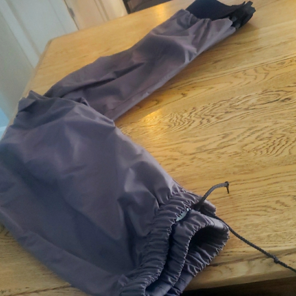 Waterproof pants